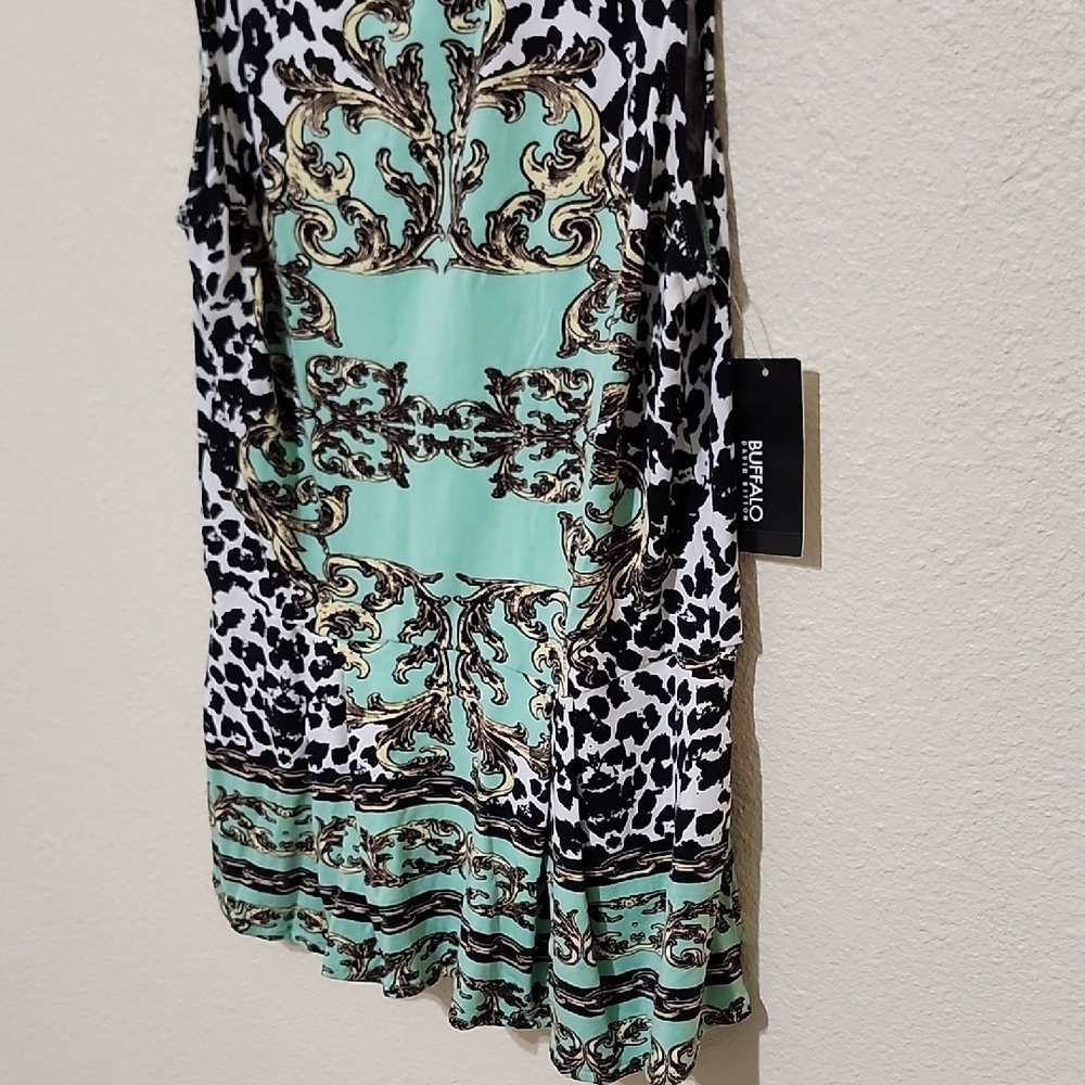 Buffalo David Bitton Graphic Sleeveless Green and Black Tank Top - Picture 7 of 11